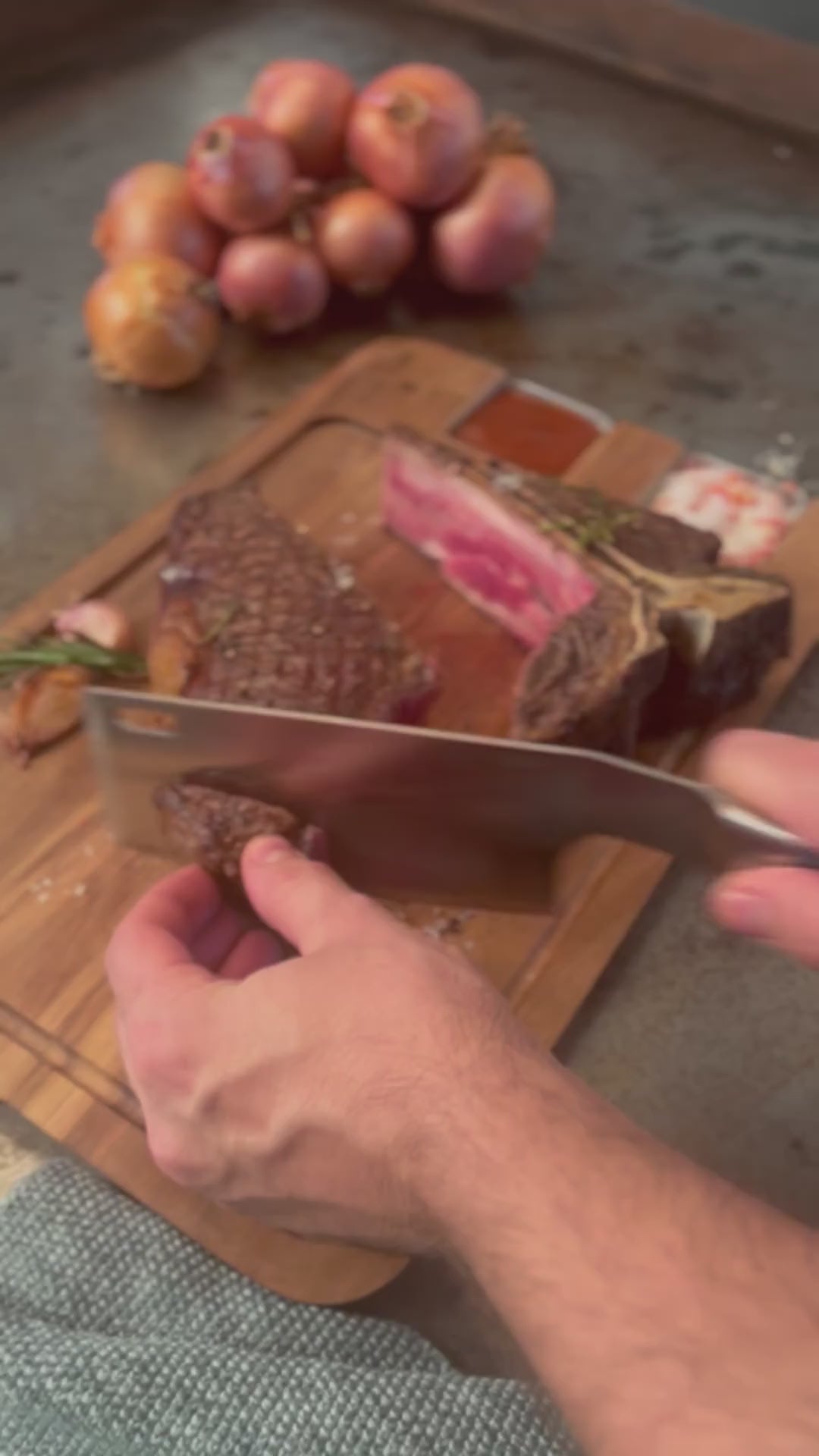 FLIP & CUT SPATULA | ALL-IN-ONE