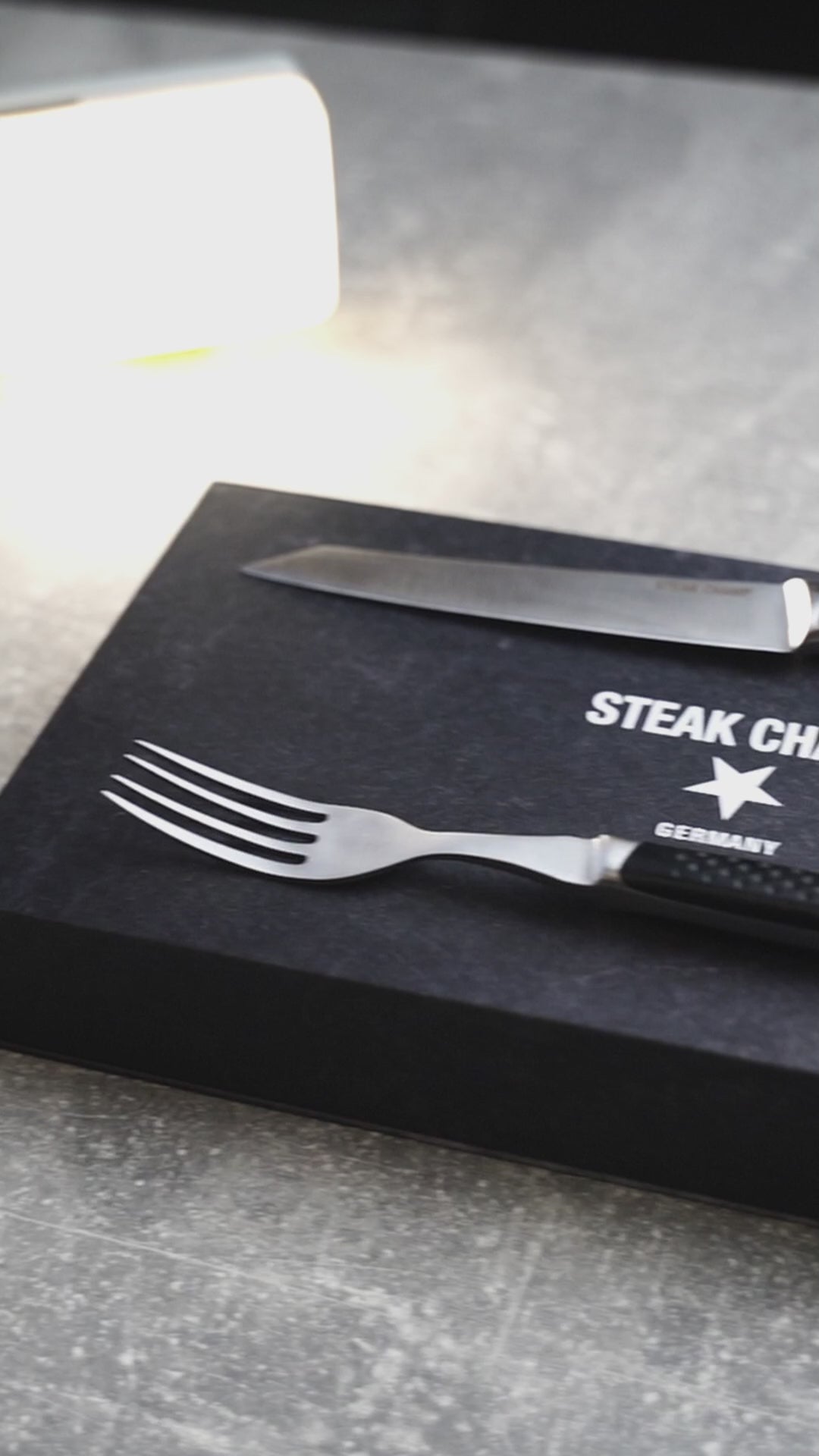 Video laden: STEAK-BESTECK 2+2 „PRIME RIB“ | MAGNETISCHE BOX